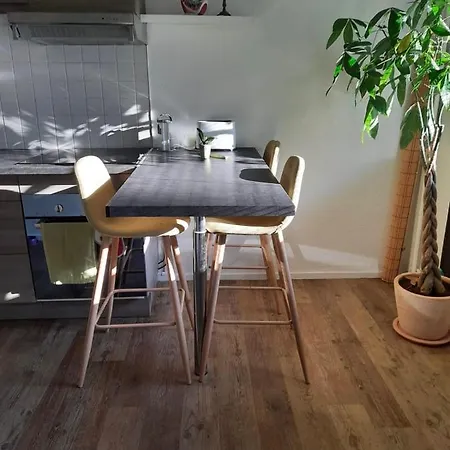 Nice 50M With Balcony In Merignac Apartamento *