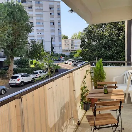 Nice 50M With Balcony In Merignac Mérignac